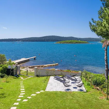 Awesome In Holiday home *